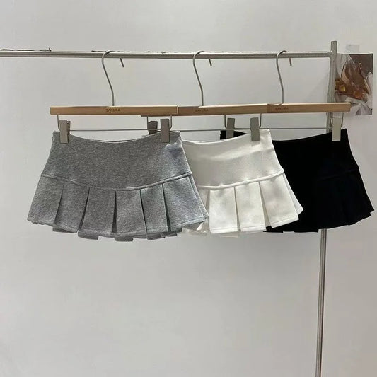 Sexy Mini Skirts Women New Summer Black Fashion Zipper Partywear Casual Slim Pleated Skirt Elegant Versatile Sexy Female Skirt