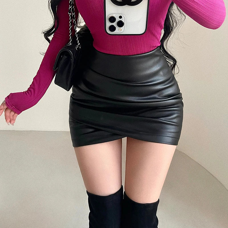 NEW Arrivals Black/Brown Hot Spicy Girl Sexy High Waist Slim A-LINE Wrinkle Wrapped Hip PU Leather Skirt Short Mini Ruffle Skirt Sweet Women MEGA Girls Sexy Fashion Apparel Supplies