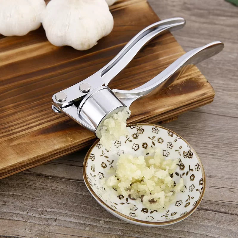 4 PCS Set Stainless Steel Garlic Press Crusher Mincer Kitchen Garlic Smasher Squeezer Manual Press Grinding Tool Kitchen Accessories NEW Arrivals