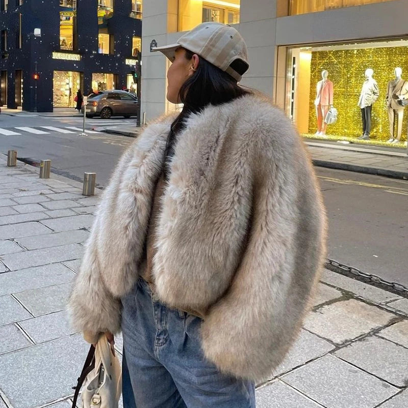 Low-Price Sales are Limited NEW Gray/Black S-2XL Iconic Street Fashion Week Luxury Brand Winter Warm Snow Outerwear Cropped Faux Fur Coat Women Evening Nightclub Coats Fluffy Short Fur Jacket Ladies Girls Luxury Fashion Cloth