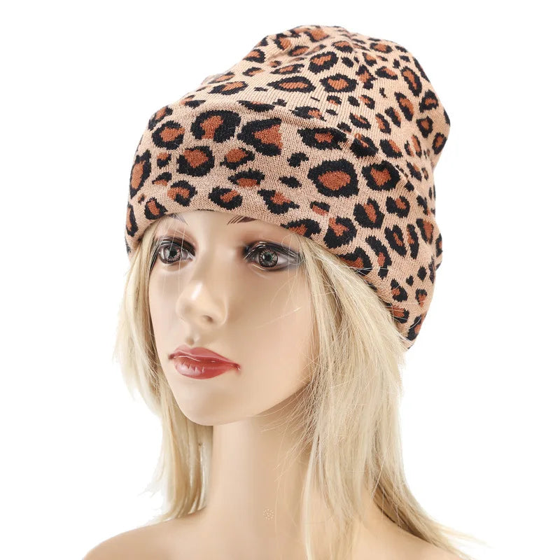 Europe Fashion Winter Knitted Hat Women Outdoor Beanie Warm Leopard Cold Hat with Thick Ear Protection Knitted Hat Men