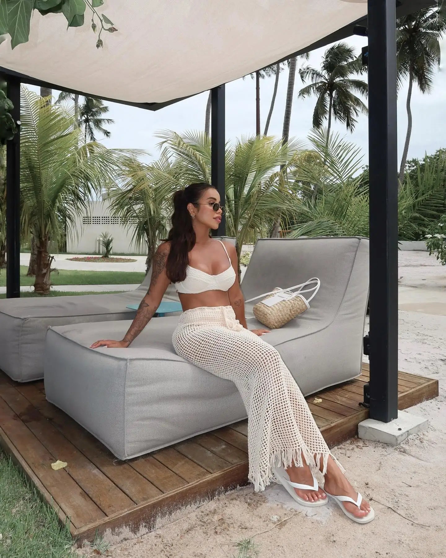 NEW Arrivals Sexy Summer Knit Cut Out Beach Half Skirt Women Chic Drawstring Fringed Casual Wrap Skirts Pool Party Swimwear Cover Up K50 Girls Ladies Sexy Beach Wear
