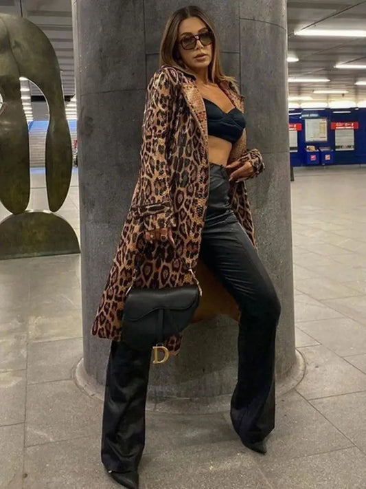 NEW Arrivals Luxury High Quality Winter New Snake Coat Women Sexy Belt Slim Patent Leather Washed Coats Female Evening Red Carpet Evening Nightclub Party Girls Ladies Luxury Fashion Clothing Supplies