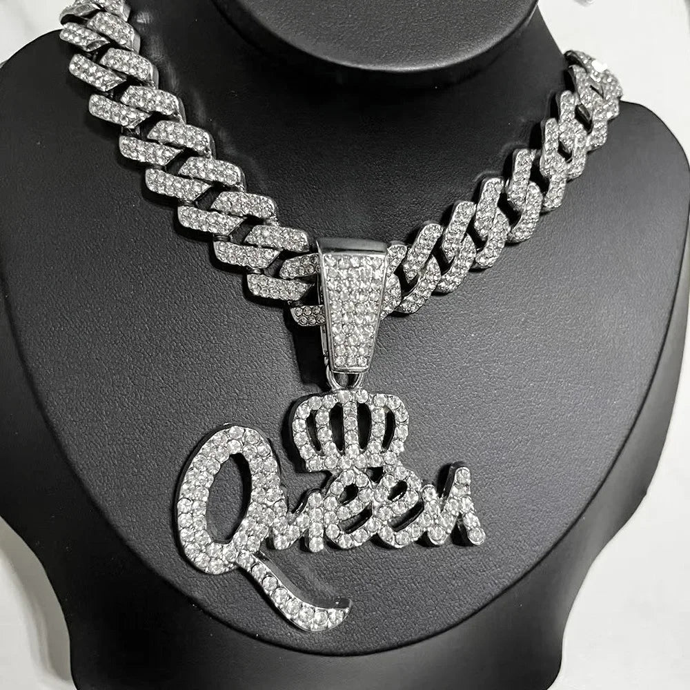 Silver/Gold Color Hip Hop Queen Letter Pendant Cuban Chain Necklace Fashionable Trendy Brand Diamond Embedded Jewelry Accessory