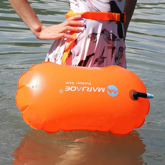 Outdoor Swim Safe Buoy Inflatable Life Saving Swim Buoy PVC Inflated Air Drying Bag with Belt Drift Bag For Swimming Pool Open Summer Water Sports Accessories