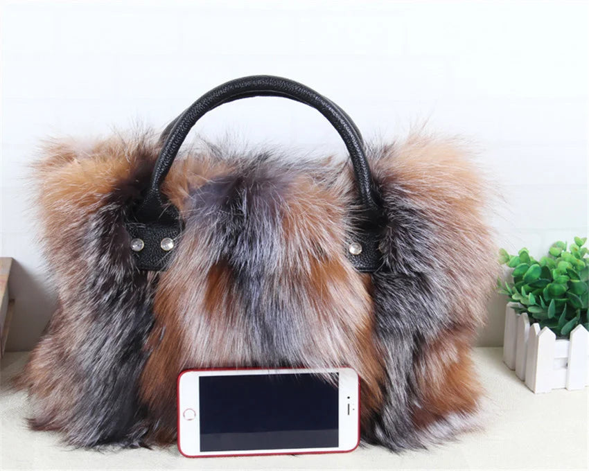 NEW Arrivals Luxury Real Fox Fur Bag Woman Crossbody Bags Furry Casual Fur Handbag Shoulder Bags Clutch Bag Fuzzy Luxury Evening Party Travel Wedding Birthday Party Bag Ladies Luxury Fashion Apparel Accessories Clothing Suppl