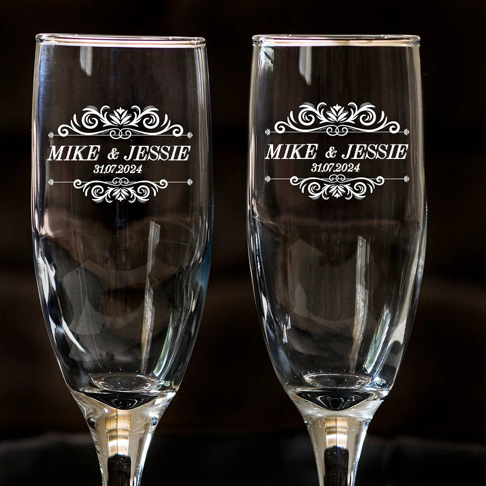 2 PCS Set PERSONALIZED Mr. And Mrs. Names/Dates Wedding Toasting Flutes Wedding Party Glasses Custom Bride and Groom Toasting Glasses Celebration Glassware Barware Accessories