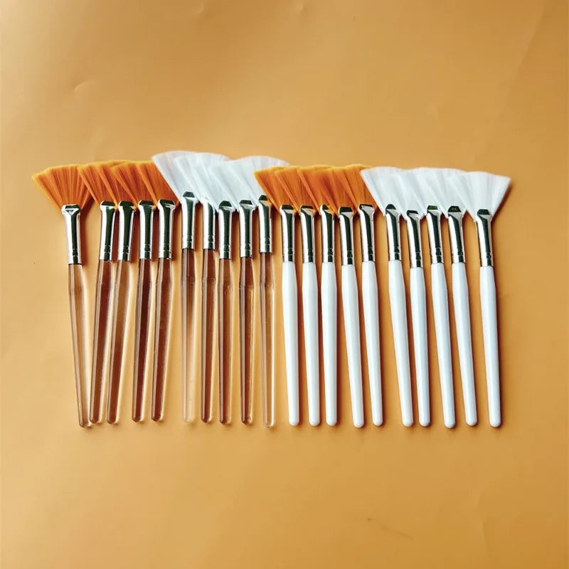 20/50 PCS Set Fan Shape Foundation Makeup Brushes Multifunctional Facial Mask Brush Essential Oil Women Beauty Makeup Tools Brush For Travel Night Club