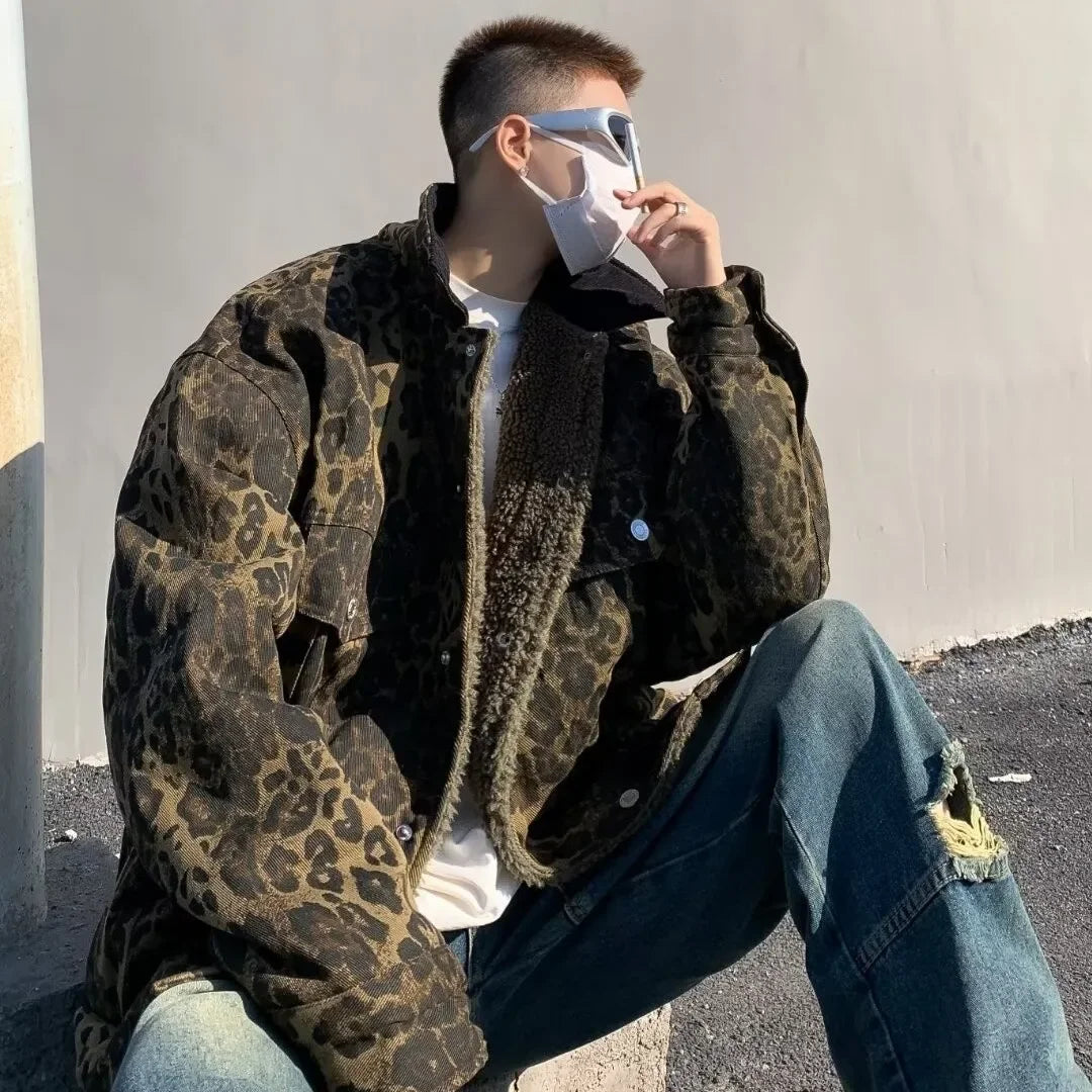 MEN High Quality Luxury Leopard Padded Double-Sided Thicken Jacket Men Fashion Supplies Vintage Winter Snow Clothes Products Lambswool Warm Coat American Loose Warm Parkas Hip Hop Outwear Men Luxury Fashion Clothing Supplies
