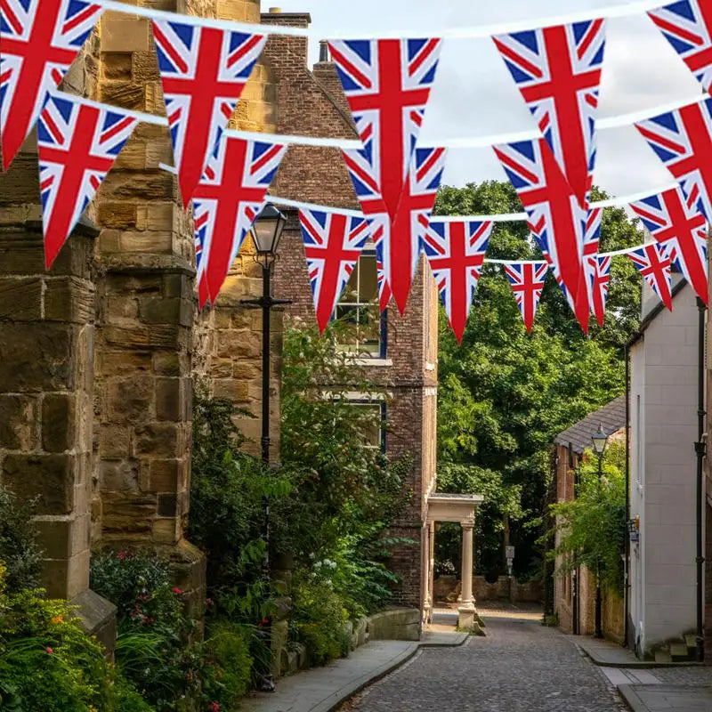 British 25 Sides 8 Meter Union Jack Bunting Jack UK Flags UK Pennant United Kingdom String Jubilee Garland Decorations Party Triangle England Flags Home Outdoor Supplies