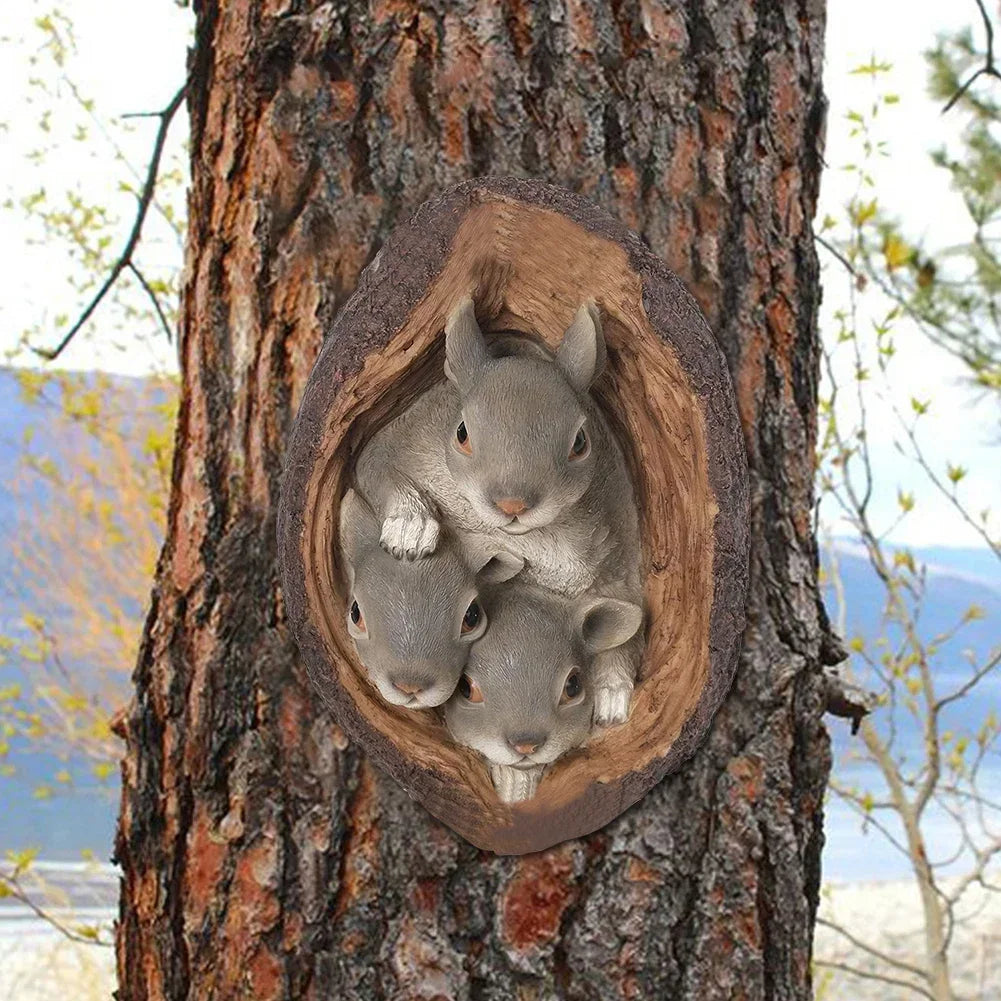 Resin Squirrel Garden Statue Tree Hole Statues Gift Outdoor Courtyard Coffee Shop Ornaments Garden Sculpture Art Decoration