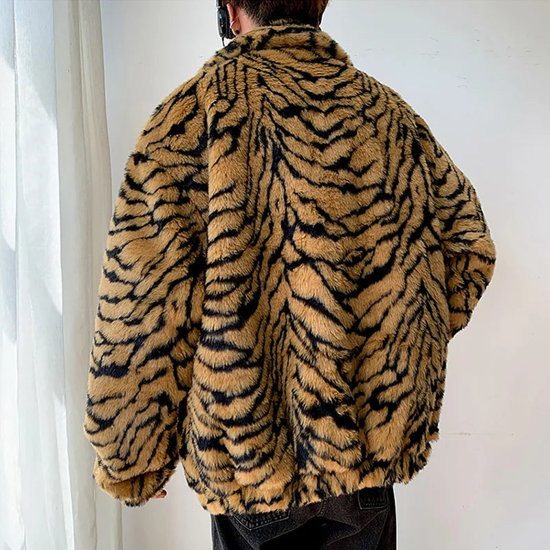 M-3XL Faux Fur Coat for Men Turn-Down Collar Tiger Leopard Imitate Fur Jacket Thick Winter Warm Snow Clothes Supplies Fluffy Plush Loose Jumper Outwear Gifts for Husband Boyfriend Lover Men Luxury Fashion Clothing Products