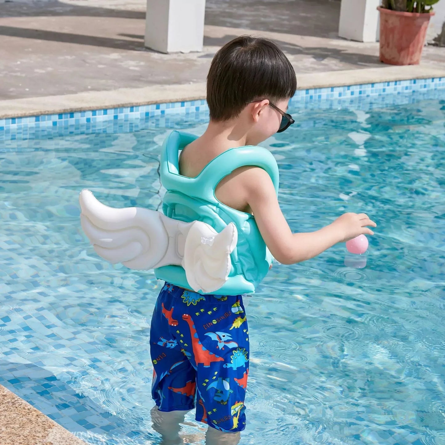 New Arrivals 12 Colors/Styles Angel Wings Inflatable Vest Life Jacket for Girls Swimming Training Accessories PVC Material Floatation Device with Wings Home Water Pool Beach