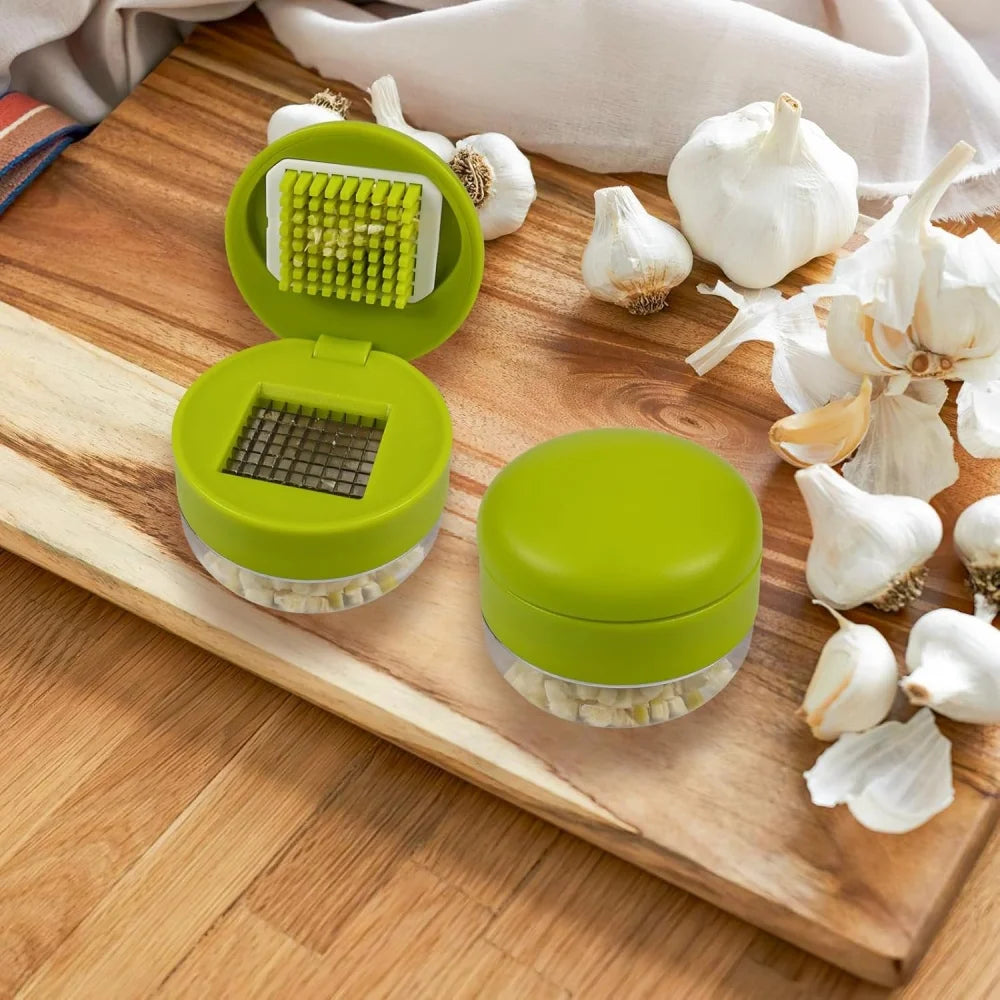 Multifunctional Garlic Press Manual Mincer， ABS and Stainless Steel Garlic Slicer Handheld Ginger Masher with Storage Case Kitchen Tools