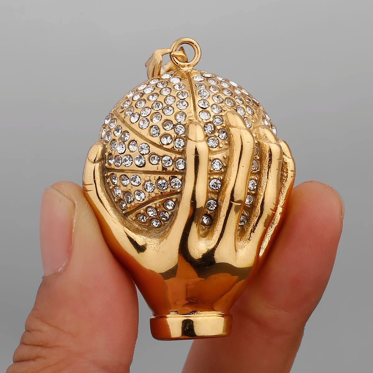 Hip-Hop Trend Golden Hand Basketball Necklace + Chain Stainless Steel Pendant Men's Fashion Street Hip-Hop Rap Male Pendant Necklace Jewelry Accessories