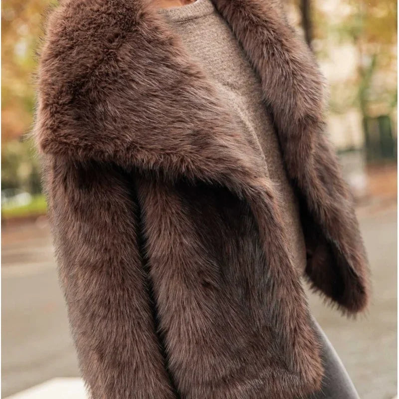 NEW Arrivals Women Retro Collar Long Sleeved Buttons Women's Faux Fur Coats Winter Snow Outerwear Thick Warm Solid Color Fury Jacket Female High Street Ladies Girls Luxury Fashion Clothing Supplies