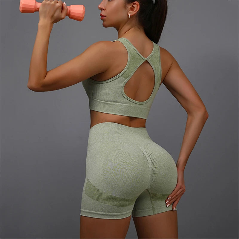 2pcs Yoga Sets Womens Outfits Peach Hip Lifting Suit Neck Hanging Sports Bra Shockproof Quick Drying Shorts Set Female Tracksuit