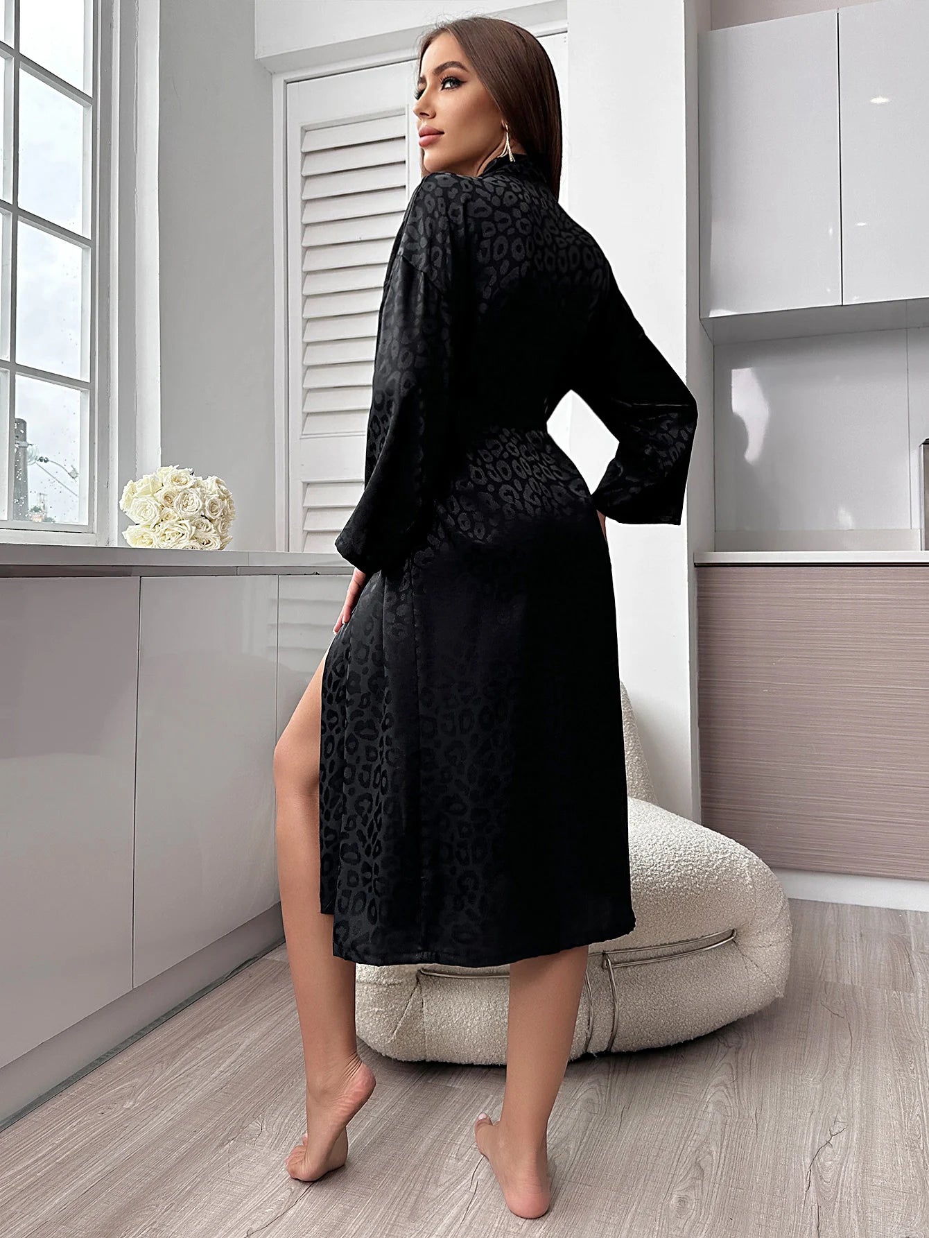 Leopard Print Night Robe Long Sleeve V Neck Robe With Belt  Women's Sleepwear