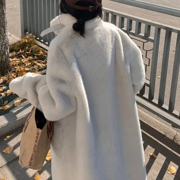 Low-Price Sales are Limited NEW Women's Medium to Long Fur Coat Loose Slimming Thickened Fur Environmentally Friendly Mink Fur Button Mink Coat Trendy Ladies Girls Luxury Fashion Clothing Supplies