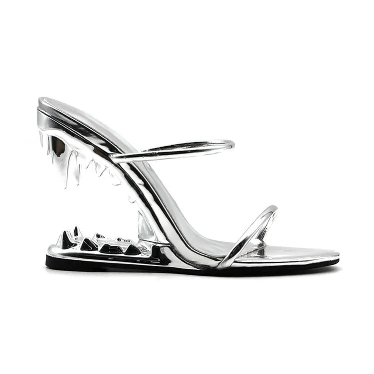 NEW Arrivals Big Gold Chain Peep Toe Tiger Teeth Heel Top Quality Sandals New Fashion Silvery Evening Beach Party Outdoors Women's Slippers Size 35-43