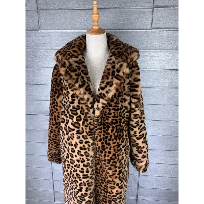 Luxurious Italian Style Faux Fur Coat with Leopard Pattern, Long Plush Coat, Warm Suit Collar, Casual Fashion, Winter