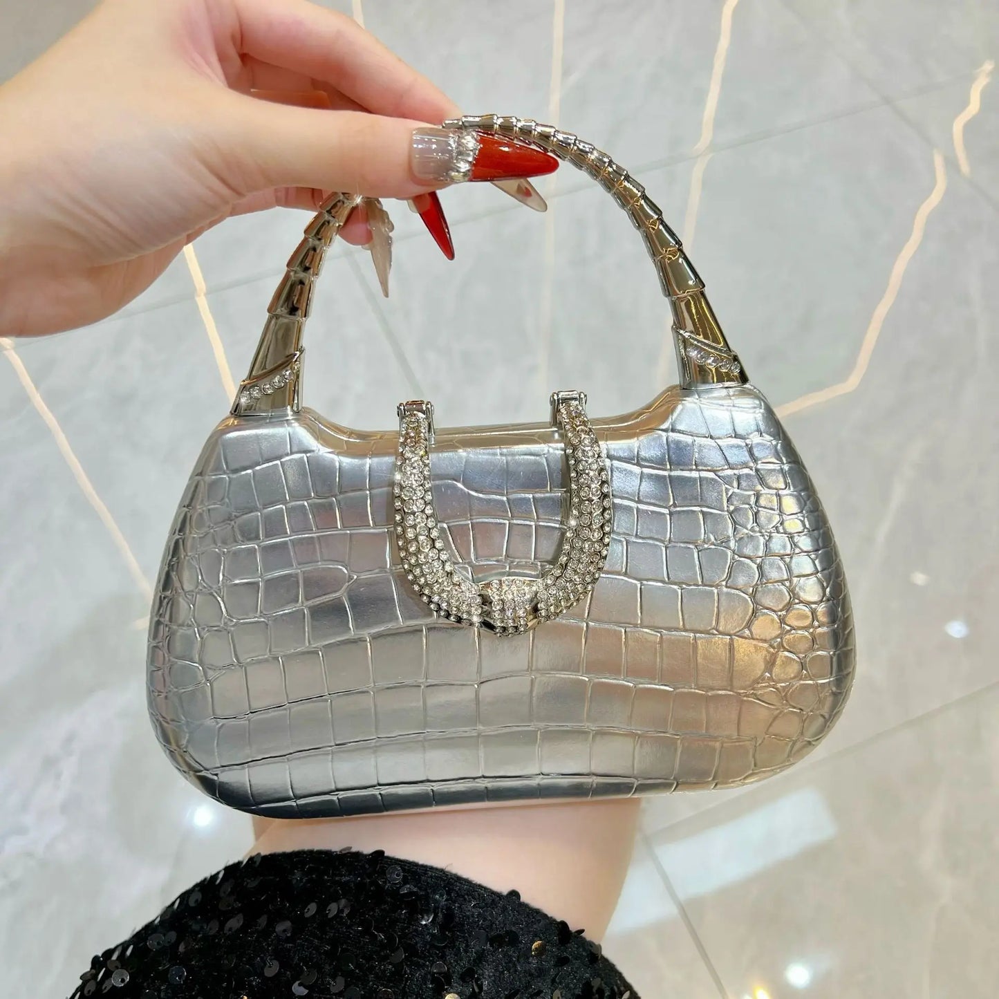 New Banquet Handbag Diamond-Encrusted Fashion Evening Wedding Party Business Dinner Women's PU Leather Handbag High-Quality Fashion Women's Shoulder Oblique Bag Ladies Apparel Accessories