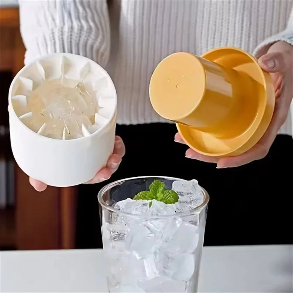 Silicone Ice Cube Mold Round Ice Bucket Summer Homemade DIY Refrigerator Freeze Ice Maker Creative Ice Cube Mold Barware Tools