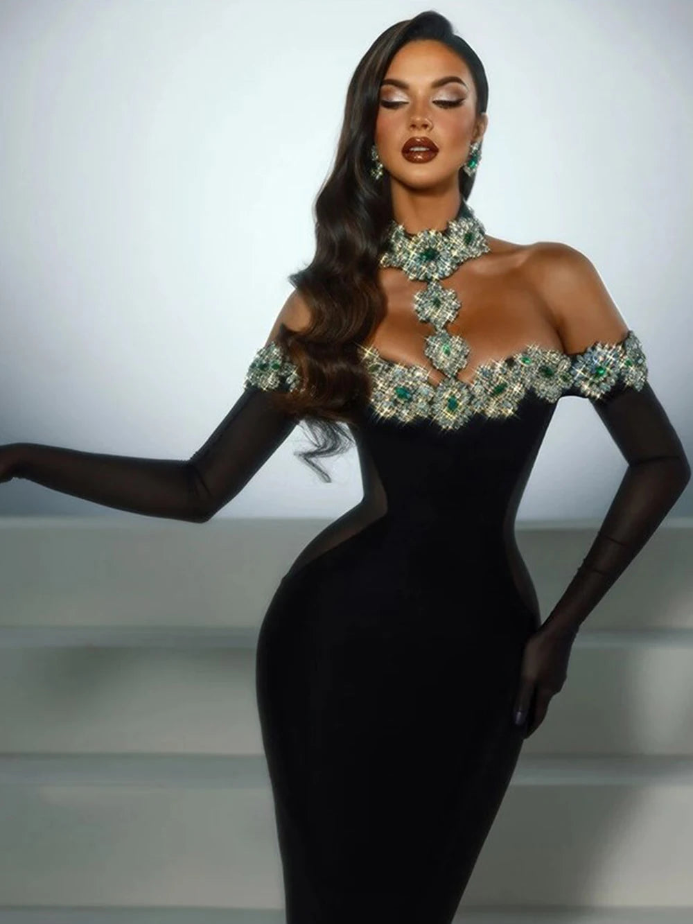 Low-Price Sales are Limited New Luxury Diamond Chain Halter Tight Maxi Bandage Dress Women's Girls Sexy Backless Business Dinner Celebrity Wedding Birthday Evening Party Gowns Female Ladies Luxury Fashion Clothing Supplies