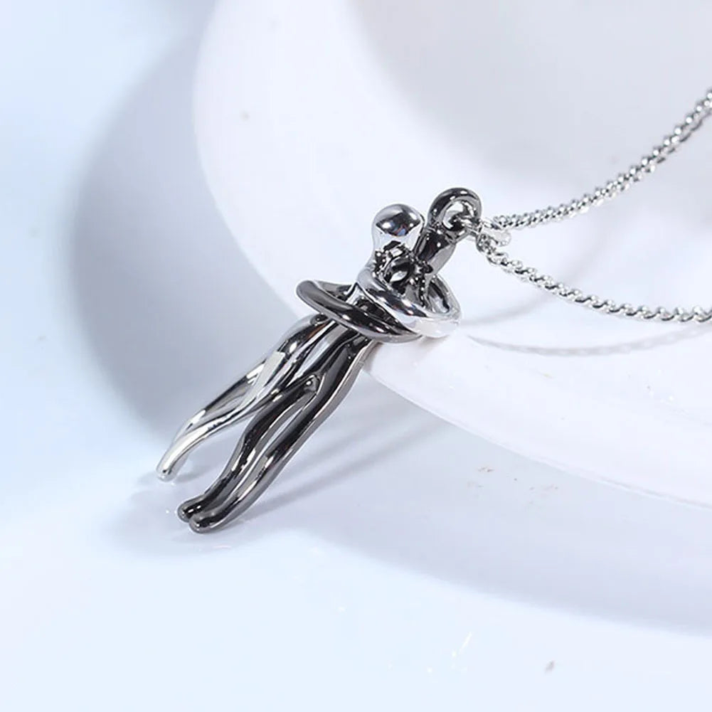 Hug Couples Pendant Necklace 50cm Chain for Him and Her, The Tale of Two Lovers Jewelry, Affectionate Hug Necklaces Couple for Women Men