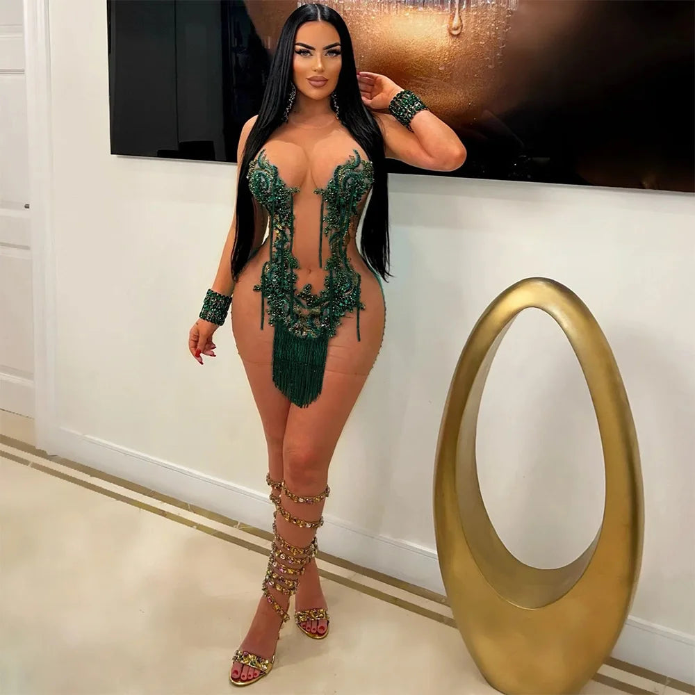 Black/White Color Sexy Hot Girls Women O-Neck Sequined Tassel See Through Mini Dress Sleeveless Mesh Sexy Pencil Dresses Sexy Fashion Summer Evening Beach Party Night Clubwear Prom Clothes