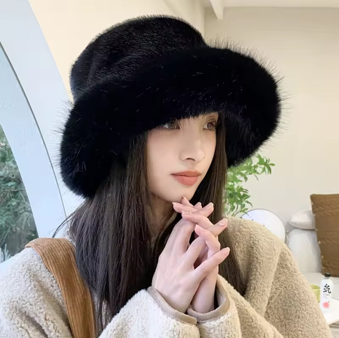 Big Faux Fur Fluffy Bucket Hat for Women Luxury Plush Winter Hat Thicken Snow Oversized Fur Bucket Hat Soft Big Panama Cap