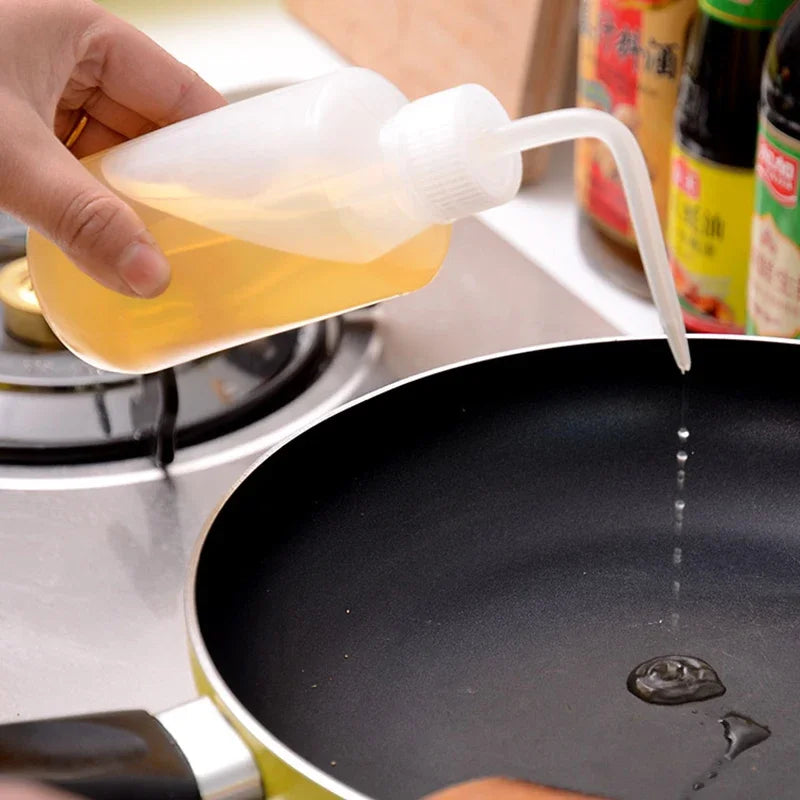 2/4Pcs Plants Sprinkler Squeeze Spray Bottles Kettle Watering Can for Flowers  Succulents Kitchen Irrigation Gardening Tools