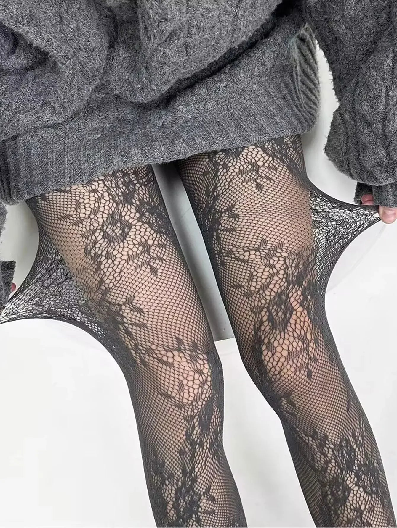 NEW 5 Colors 1 Pair of Stockings for Women High-grade French Retro Lace Rose Tights High-elastic Tights Hollow Jacquard Slimming Bottoming