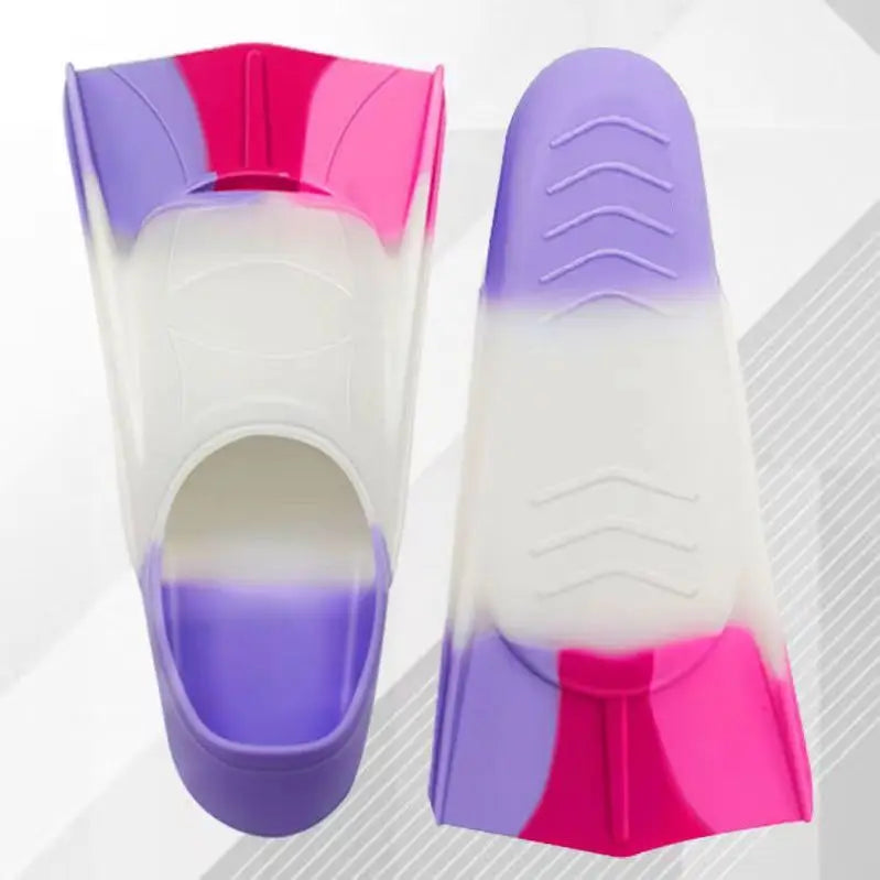XS-XL Size Adults Kids Colorful Swimming Training Fins for Summer Beach Swimming  Elastic and Soft Silicone Diving Frog Shoes