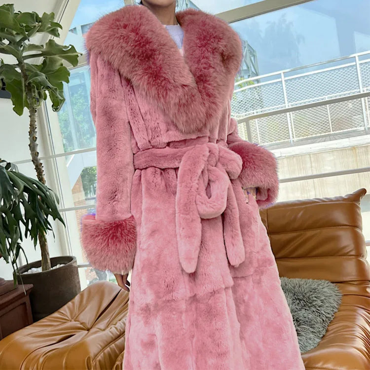 Luxury High Quality Autumn Winter Big Fur Collar Fashion Fur Coat Women's Mid-Length Thickened European and American Loose Temperament Coat Female Ladies Luxury Fashion Clothing Products