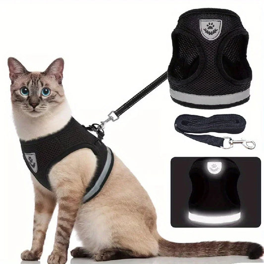 NEW Arrivals Breathable Cat Harness And Leash Escape Proof Pet Clothes Kitten Puppy Dogs Vest Adjustable Easy Control Reflective Cat Harness Pets Safety Accessories