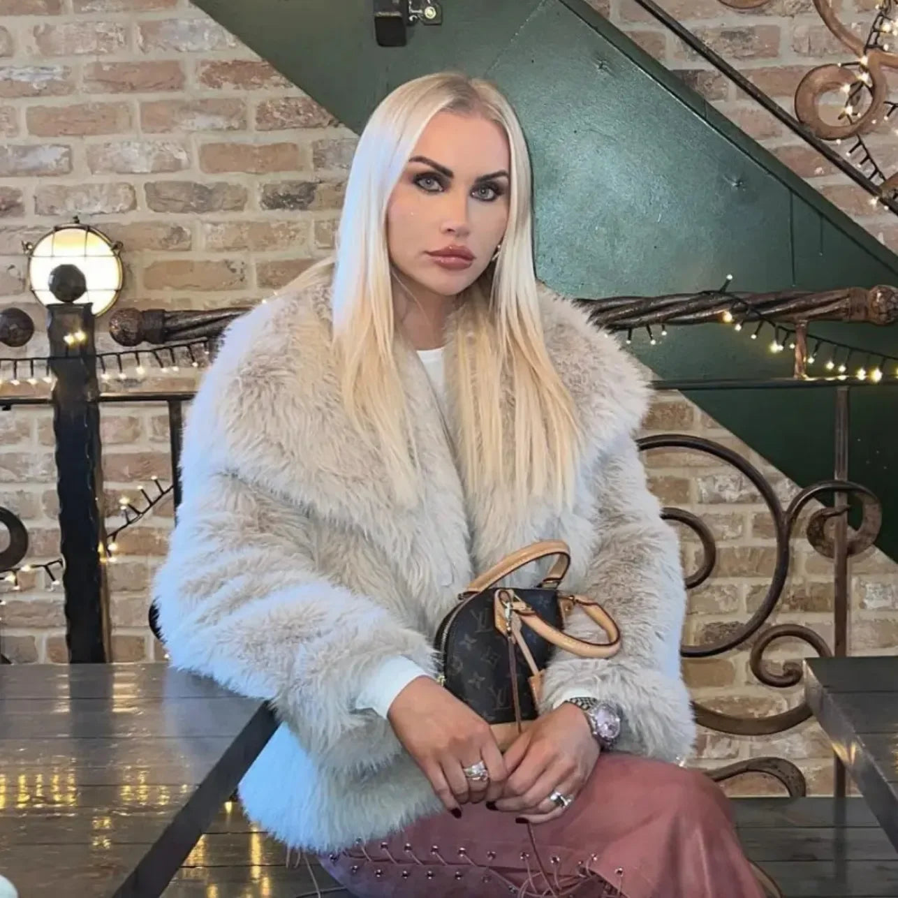 NEW BIG SAVE S-3XL Women's Luxury Italian Style Cropped Faux Fur Jacket Plush Warm Long Sleeve Winter Snow Clothes Supplies  Fur Coat Girls Jacket Shaggy Furry Outerwear with Pockets Female Ladies Luxury Fashion Clothing Prod