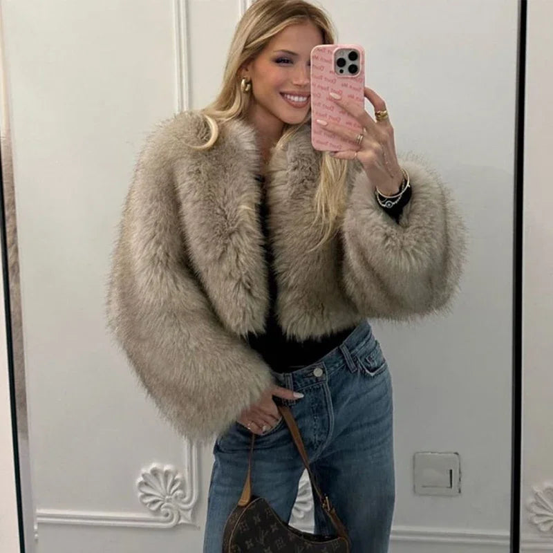 Low-Price Sales are Limited NEW Gray/Black S-2XL Iconic Street Fashion Week Luxury Brand Winter Warm Snow Outerwear Cropped Faux Fur Coat Women Evening Nightclub Coats Fluffy Short Fur Jacket Ladies Girls Luxury Fashion Cloth