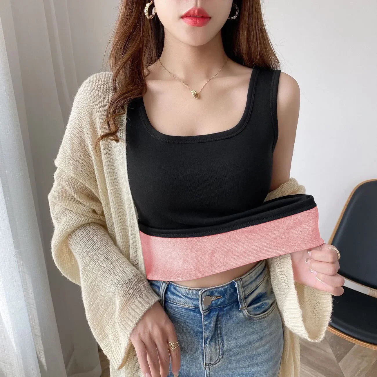 NEW Arrivals Women Thermal Winter Warm Underwear Solid Color Thermal Casual Nightwear Sexy Elasticity Female Thin Velvet T-Shirt Sleeveless Tops Girls Fashion Clothing Supplies