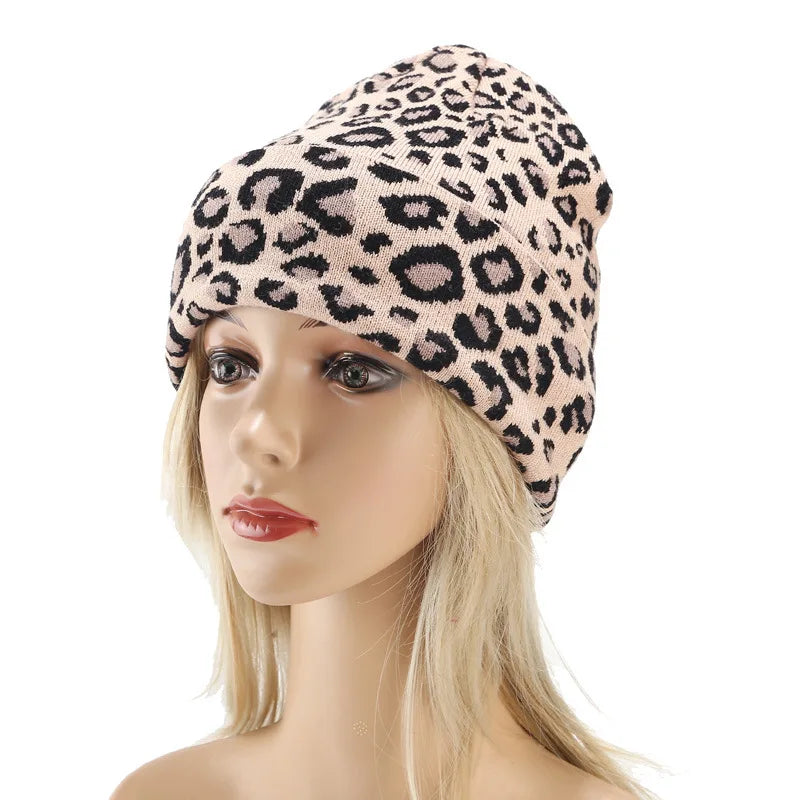 Europe Fashion Winter Knitted Hat Women Outdoor Beanie Warm Leopard Cold Hat with Thick Ear Protection Knitted Hat Men