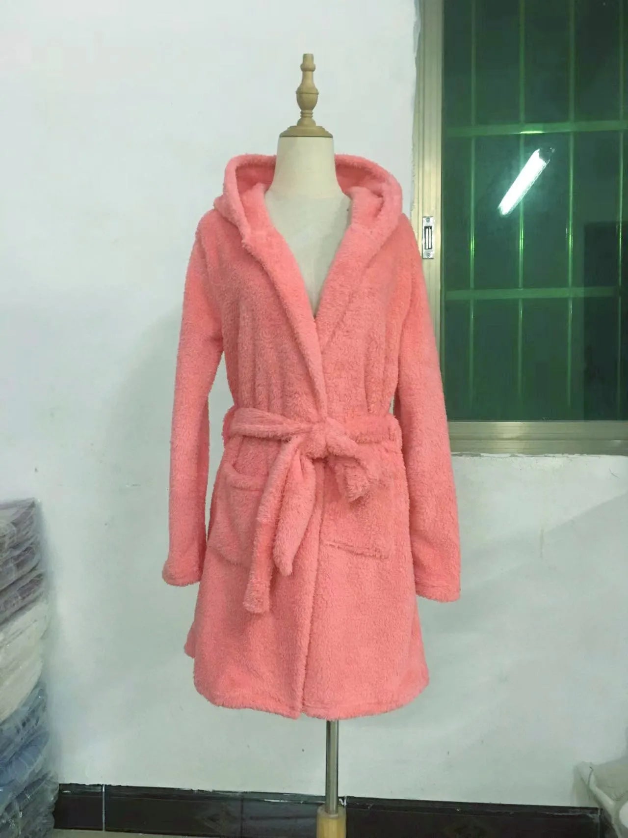 Women Sleeping Robe Pure Color Thickened Winter Home Bathrobe Ladies Casual Hooded with Pockets Warm Simple Padded Pajamas