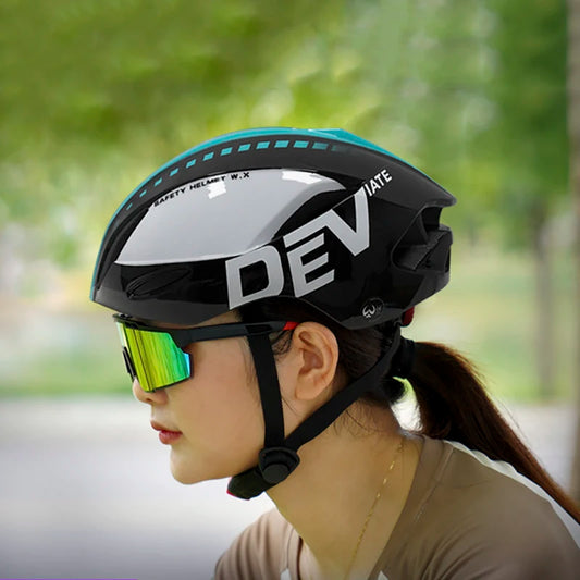 NEW BRAND 5 Colors Professional Cycling Racing Helmet Women/Men  Road Mountain Bike Helmet Breathable Ultralight Safely Cap Outdoor Sports Scooter Bikes Helmets