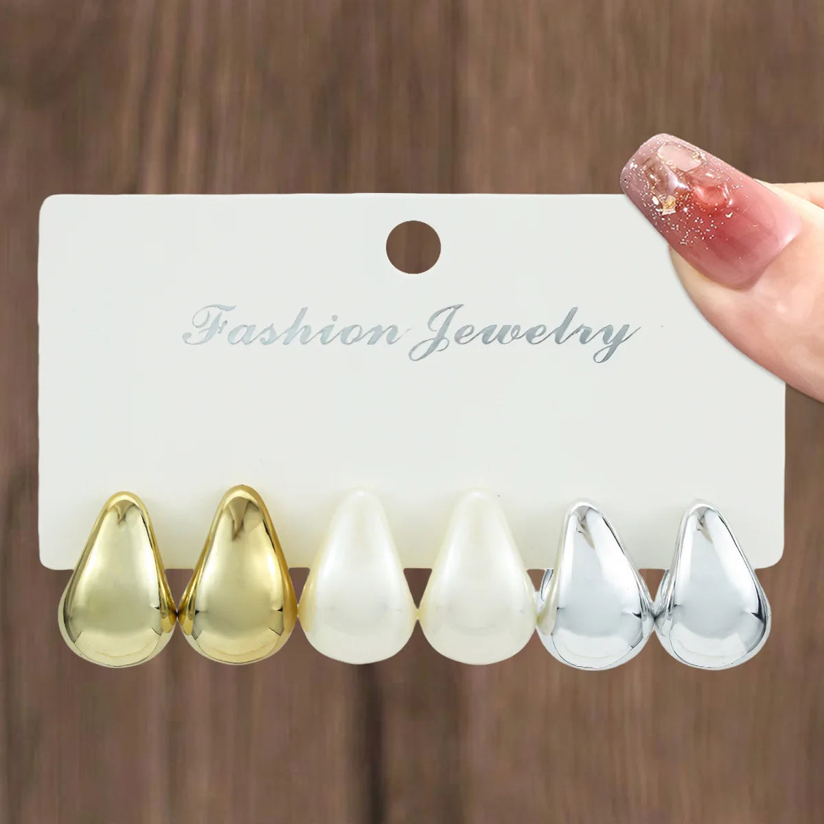 6pcs Fashionable French Vintage Earrings for Women - Classic Creative Water Drop-Shaped, High-End Versatile Stud & Earring Set