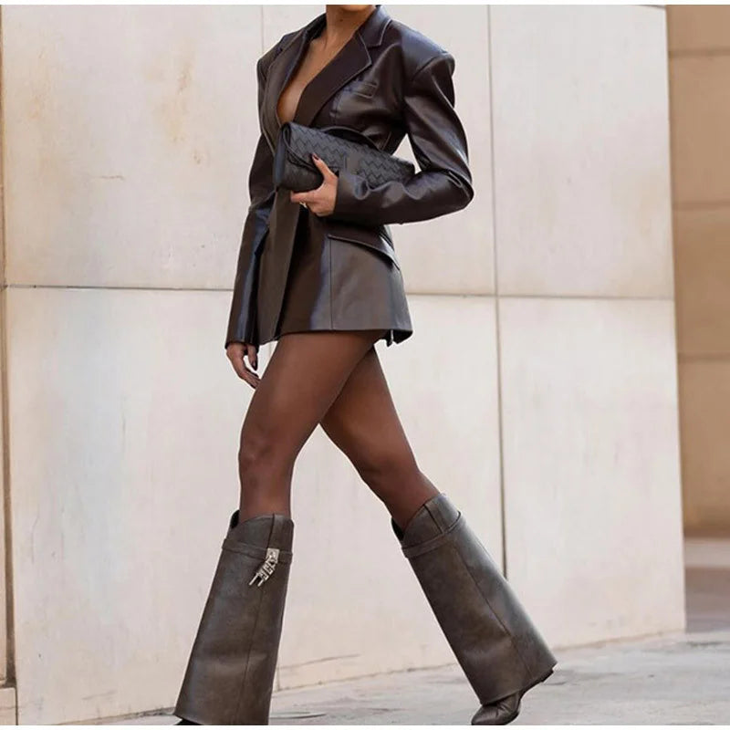 New Arrivals Autumn Woman Black PU Leather Jacket Chic Vintage American Street Wear Short Lapel Zipper Belt Biker Coats Fashion Streetwear Ladies Fashion Clothing Supplies
