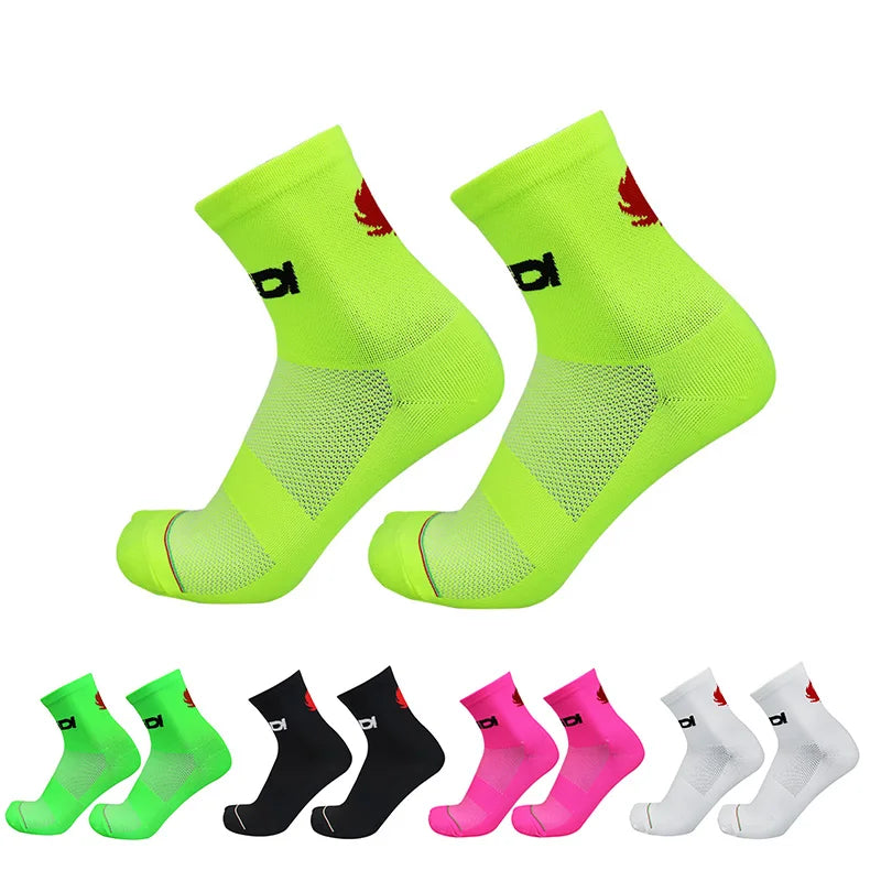 Pro Breathable Racing Bike Socks Outdoor Sports Men and Women Road Cycling Socks calcetines ciclismo hombre