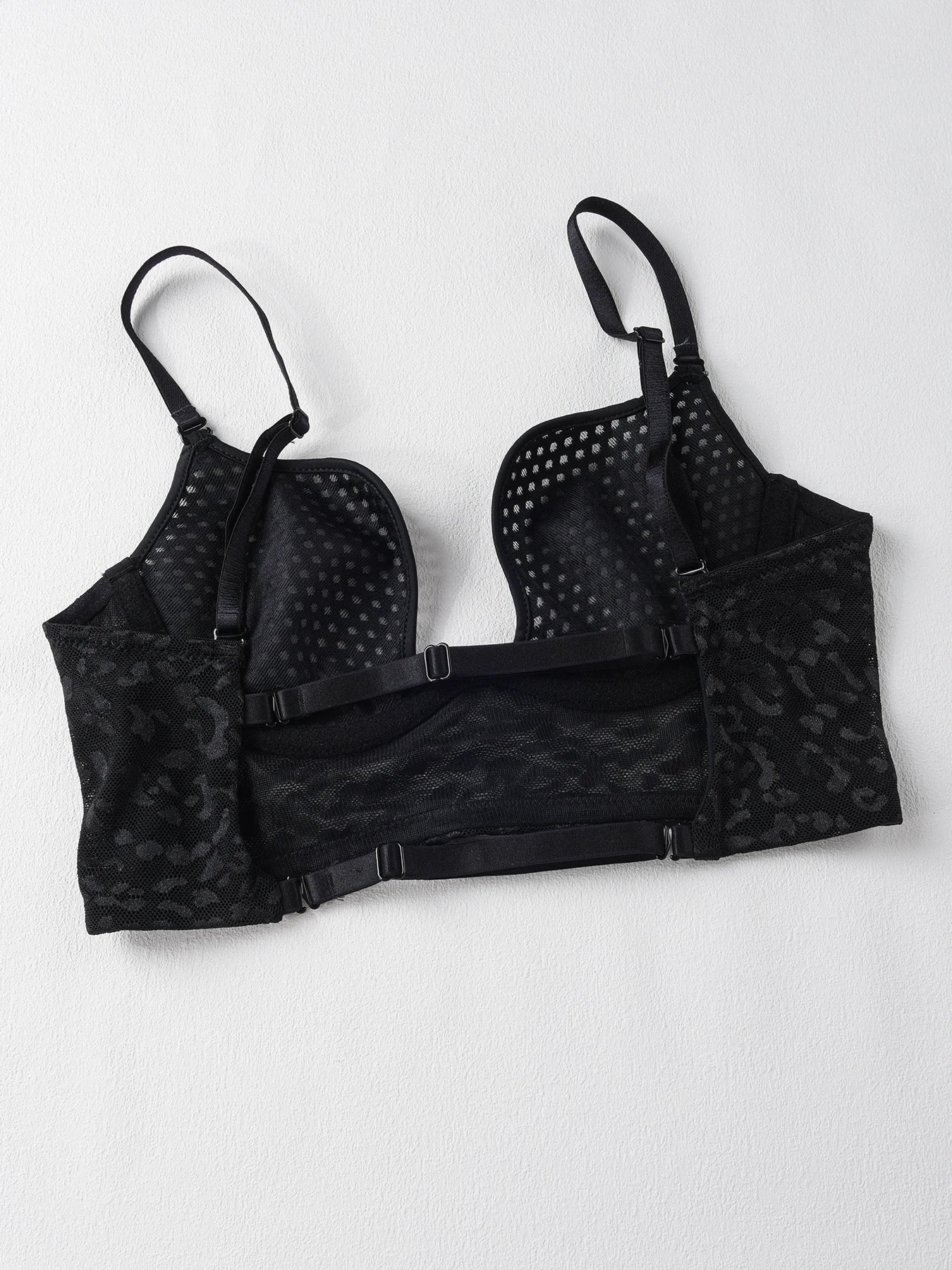 NEW 4 Colors Plus Size Stylish Mesh Breathable Soft-Steel Ring Women Bra Thin Design with Backless Multiple Wearing Styles Comfortable Lingerie Female Underwear