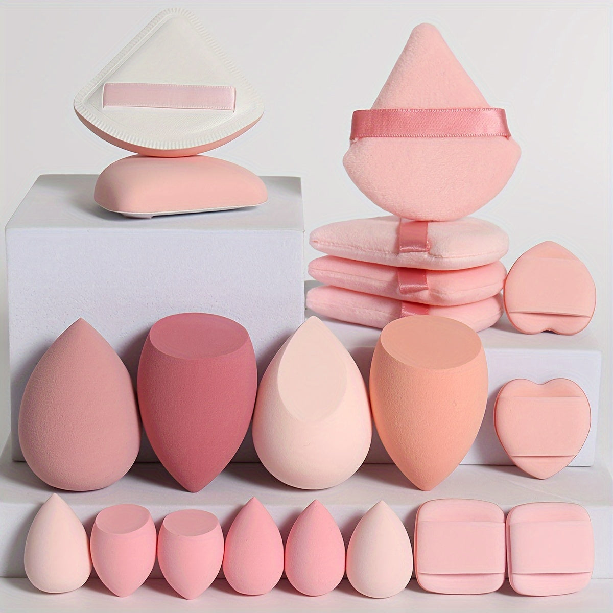 20 PCS Set Marshmallow Set, 2 Cushion Puffs & 4 Loose Powder Puffs & 4 Makeup Sponges & 6 Makeup Sponges & 4 Cushion Puffs, Beauty Makeup Sponge Mixed with Bb Cream, Foundation, Concealer, Especially Suitable for Covering Loc