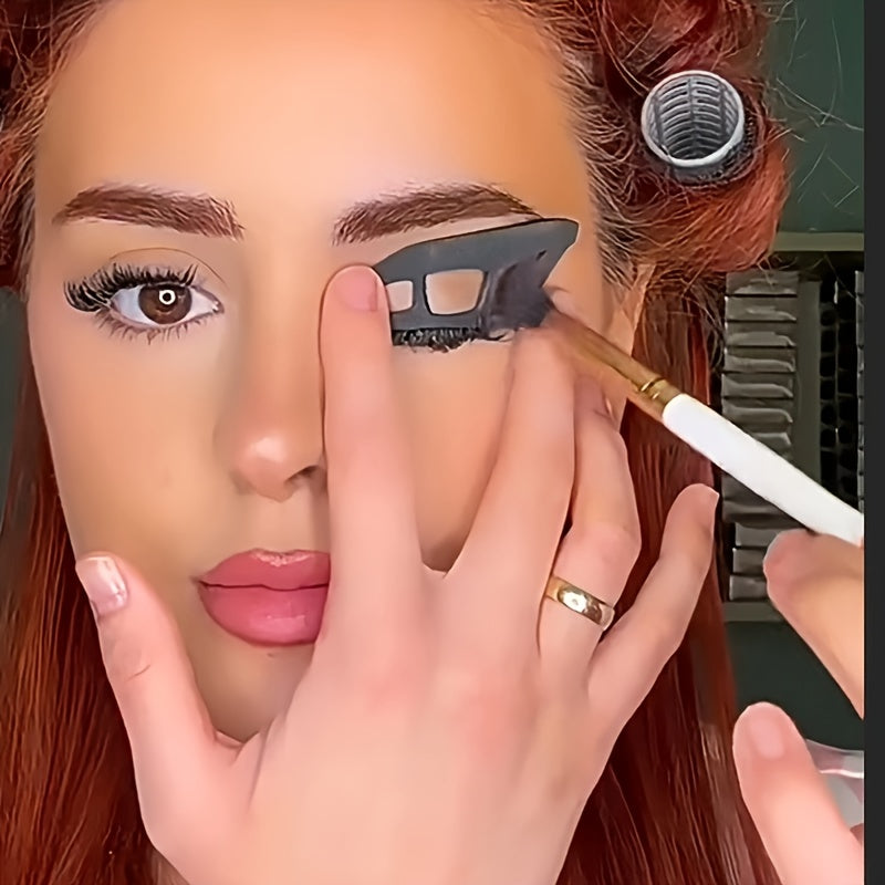 Beginner's Eye Makeup Assistant Kit with 2 Specialized Eyeshadow Brushes, Eyeshadow Tools, Quick Makeup Templates, And Eyeshadow Molds, Designed for Female Novices to Achieve Professional Results with Minimal Effort, Allowing