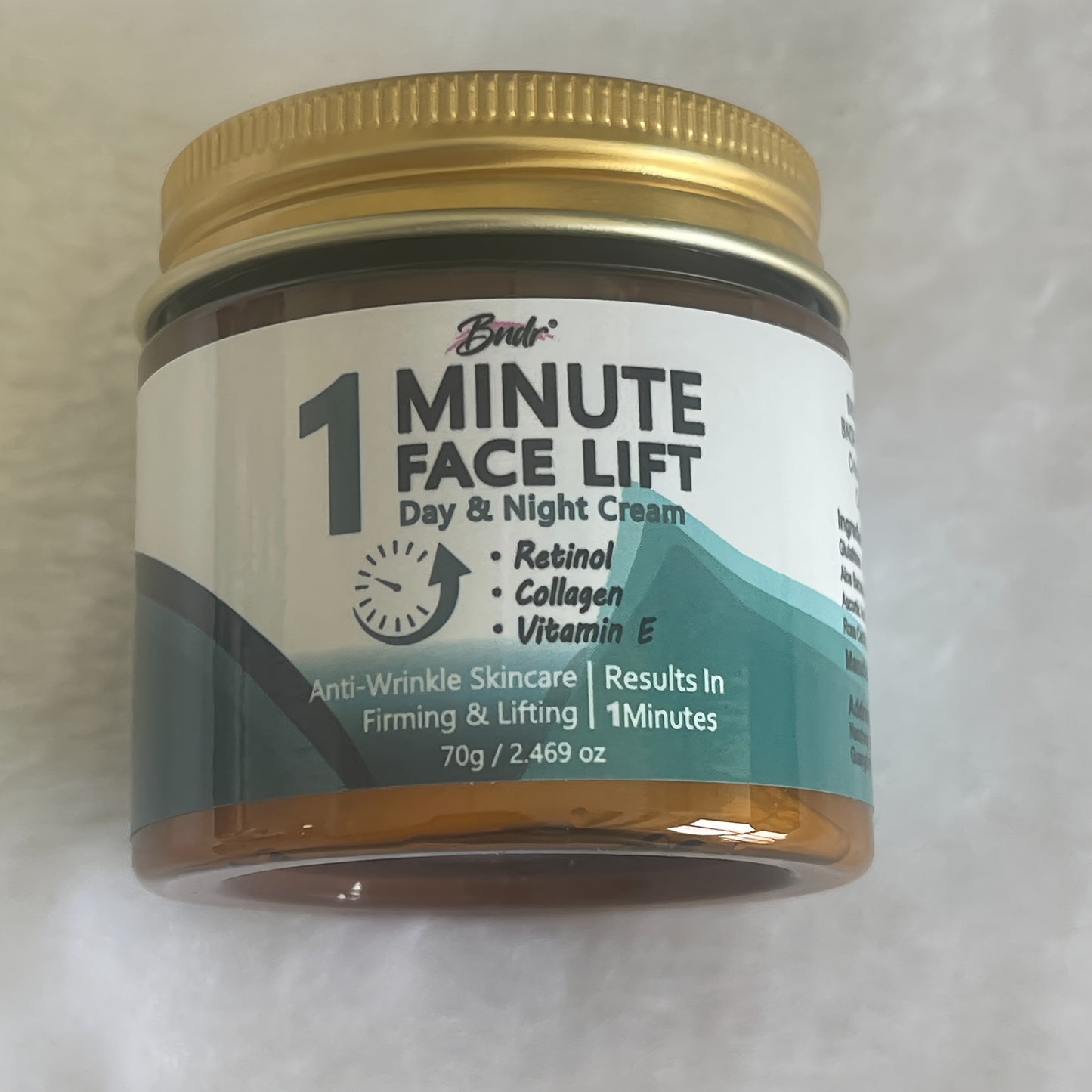 70g 1-minute Facial Lift Cream, Containing Vitamin C, Hyaluronic Acid, Collagen, Nicotinamide-Lift and Smooth Formula, Suitable for All Skin, Smooth Jar Design, Small and Portable.