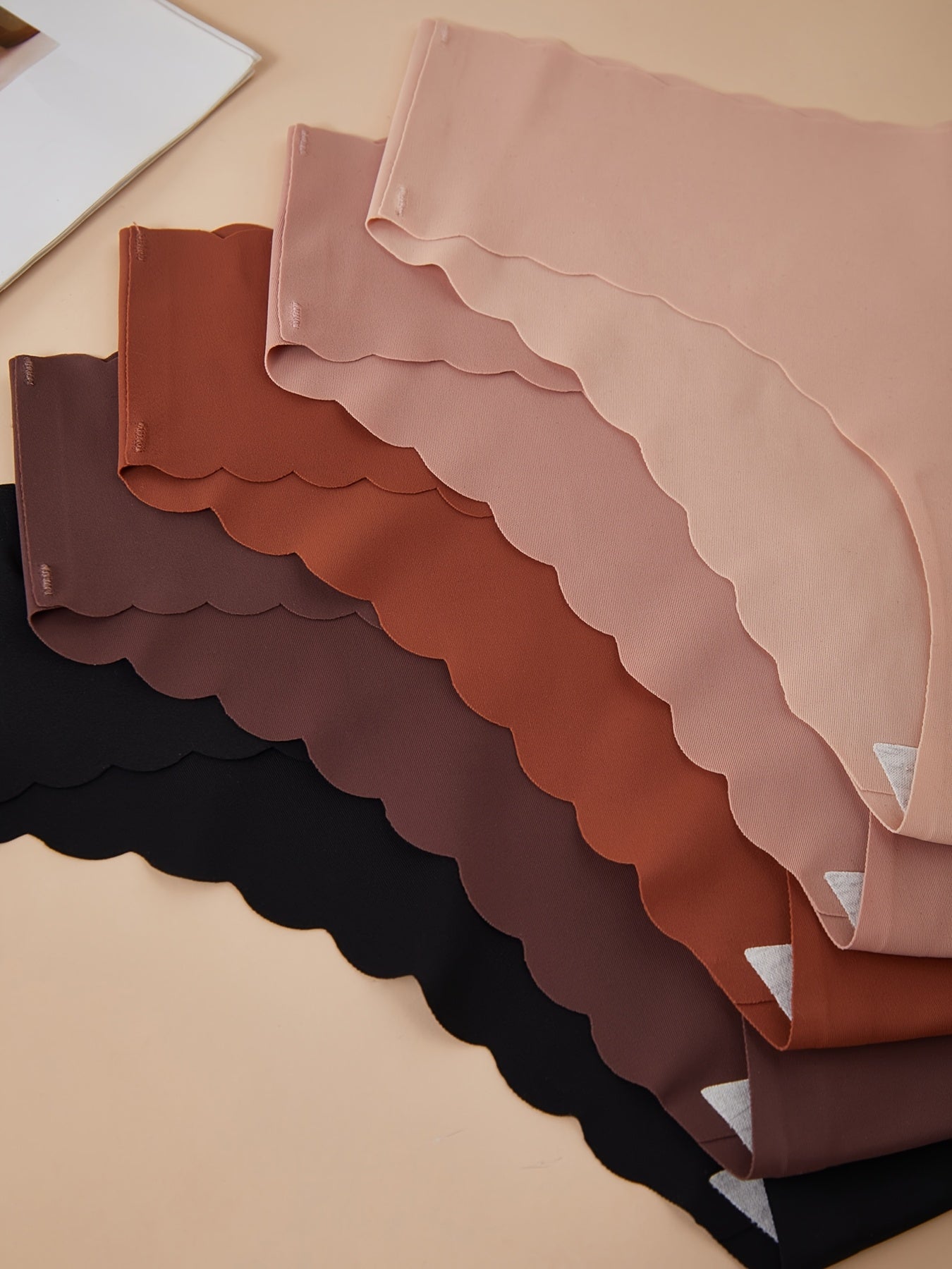 10pcs Women's No-Strap Lingerie Set - Sexy, Comfortable & Highly Supportive with Removable Pads, Adult Fashion | No-Strap Lingerie Set | Comfort Fit, Women's Underwear